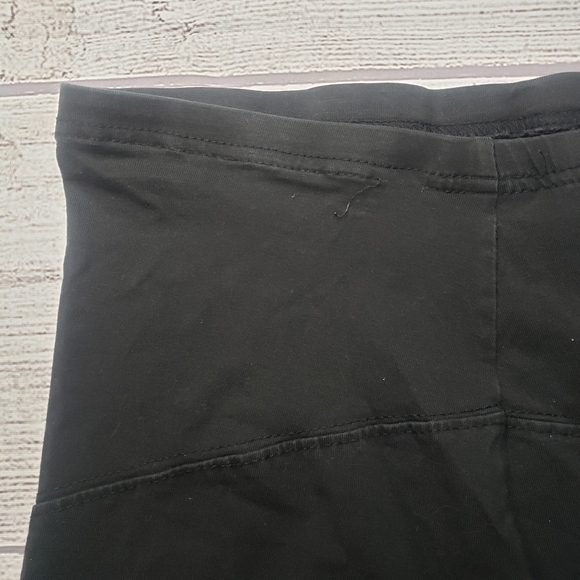 Times Maternity, High Waisted, Compression, Black Leggings, Size Medium - Picture 5 of 13